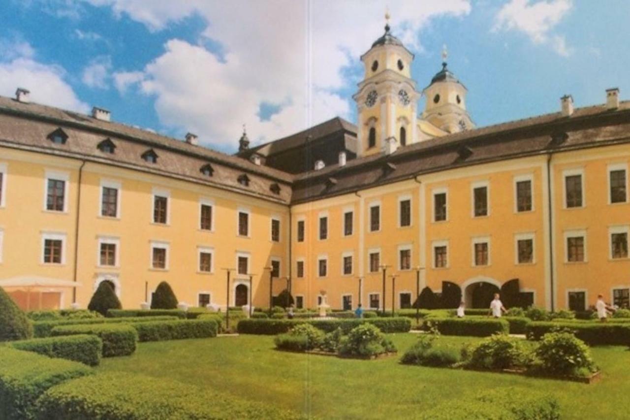 Wohnung Schloss Mondsee Exteriör bild